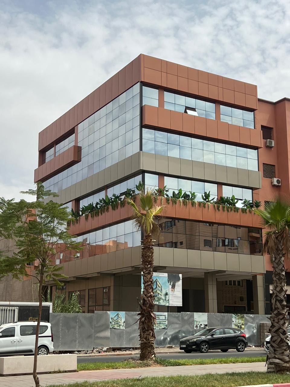 Entire new building · Izdihar